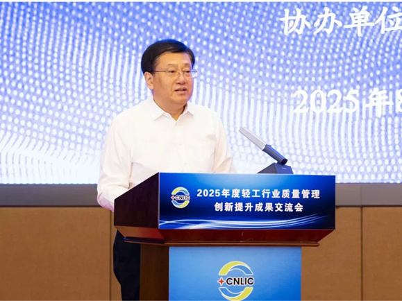 1755738592549490.jpg 2.jpg